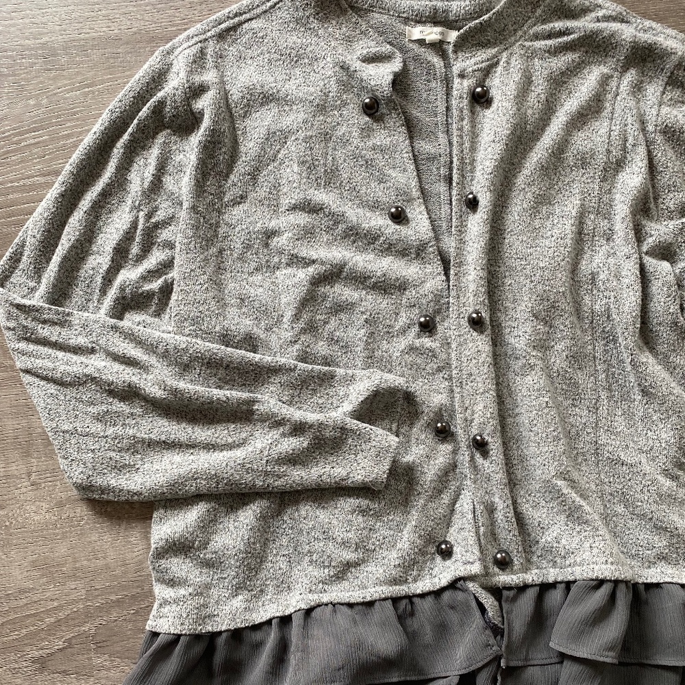 Pleated Ruffle Bottom Cardigan - Picture 2 of 4